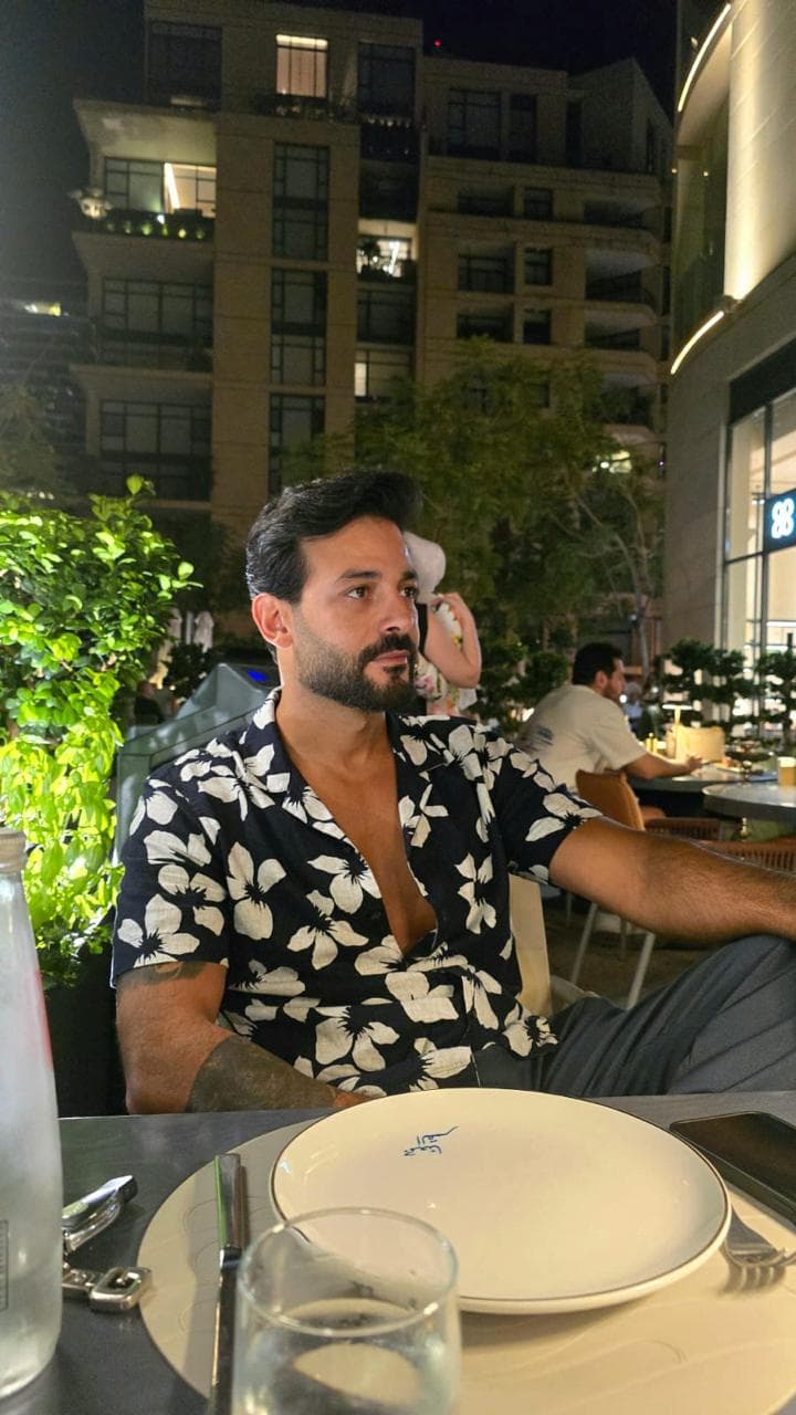 Ahmad Dakik — dinner scene